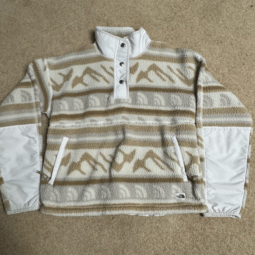 The North Face Tan and Cream Fleece Jacket